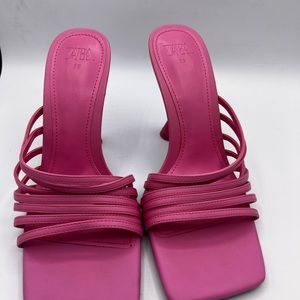 NWOT Zara pink sandals.